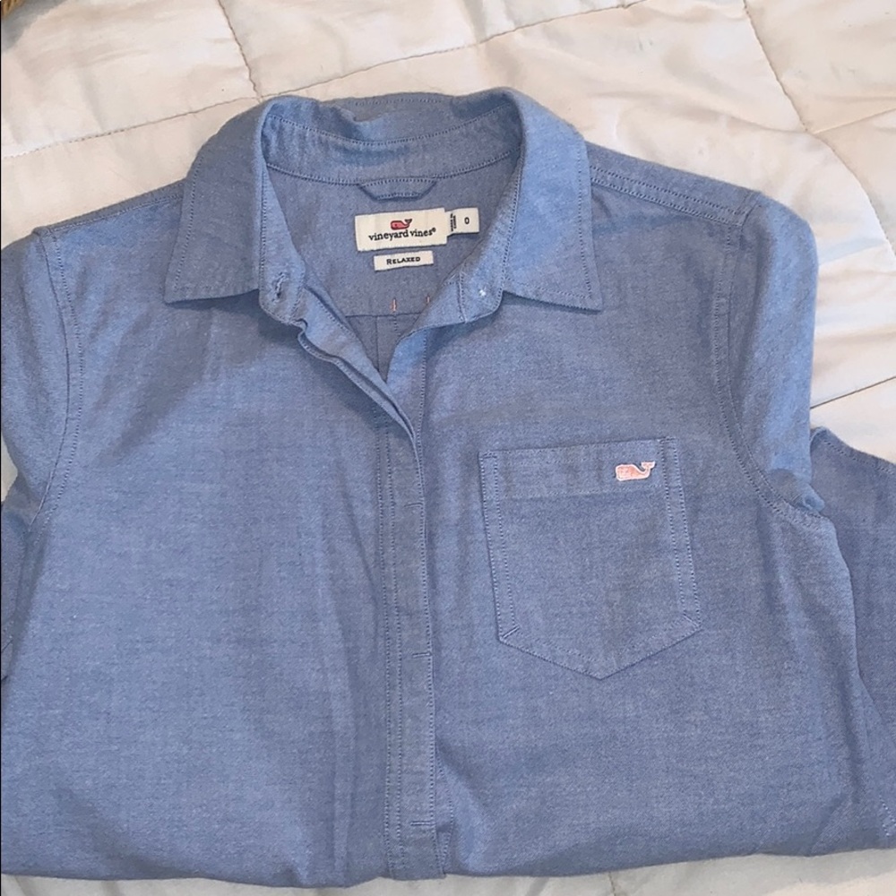Women’s relaxed oxford top